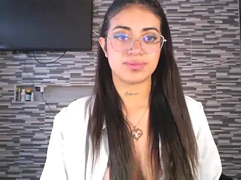 Carla Bennett   online show from October 2025 11:21:02 AM