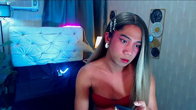 Snapshot of Seductive_nathalie chatting on October 2025 08:31:01 PM Seductive nathalie online show from October 2025 08:31:01 PM