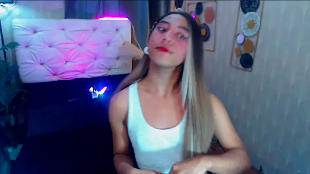 Snapshot of Seductive_nathalie chatting on October 2025 02:29:01 PM Seductive nathalie online show from October 2025 02:29:01 PM