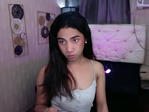 Snapshot of Seductive_nathalie chatting on November 2025 04:03:02 AM Seductive nathalie online show from November 2025 04:03:02 AM