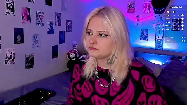 Snapshot of bixxxiz chatting on October 2025 11:28:01 AM bixxxiz online show from October 2025 11:28:01 AM