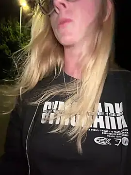 LinaLeana online show from July 2026 11:31:01 PM