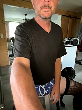 Snapshot of smkbustr chatting on October 2025 08:09:02 PM smkbustr online show from October 2025 08:09:02 PM