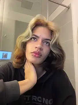 sukulaurens online show from November 2025 06:34:02 PM