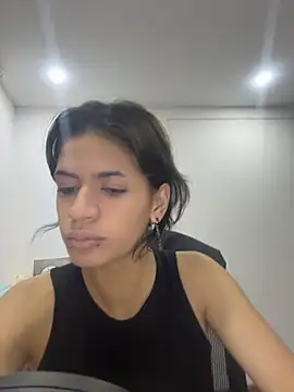 sukulaurens online show from July 2026 06:00:02 AM