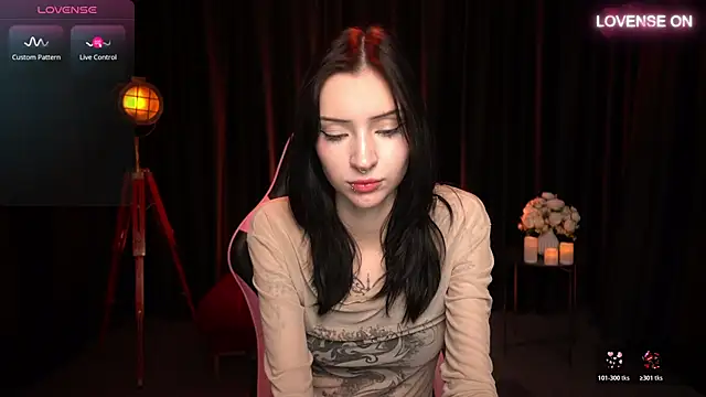 Snapshot of Trix_Void chatting on November 2025 09:48:02 AM Trix Void online show from November 2025 09:48:02 AM