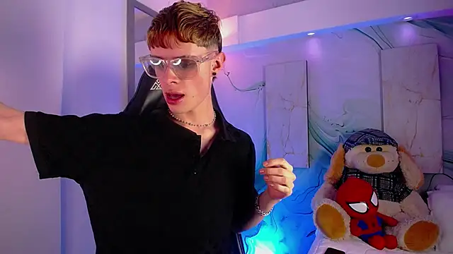 JackFrosst online show from May 2026 01:18:02 PM