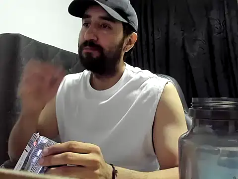 coolfriki online show from October 2025 04:45:01 AM