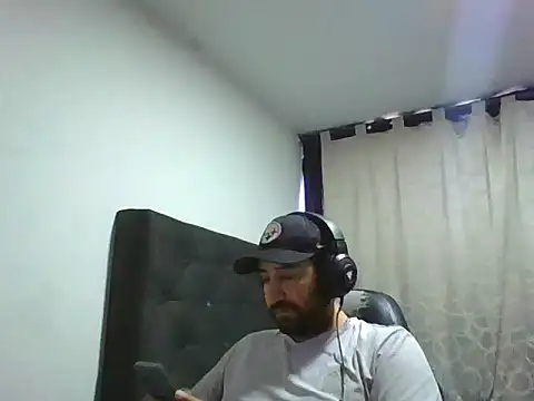 coolfriki online show from June 2026 07:44:02 PM