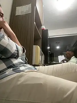 Snapshot of B-38 chatting on October 2025 01:31:01 AM B-38 online show from October 2025 01:31:01 AM