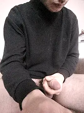 Snapshot of Aragis35 chatting on March 2026 05:35:01 AM Aragis35 online show from March 2026 05:35:01 AM