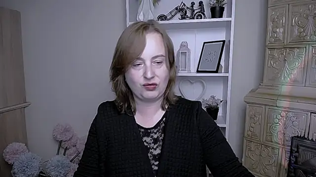 HelenFl online show from October 2025 06:45:02 AM