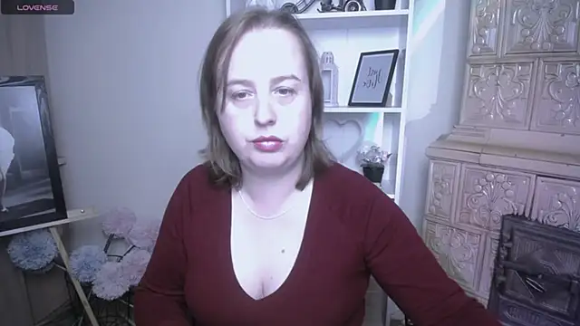 HelenFl online show from November 2025 07:51:01 AM