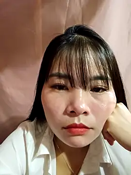 Snapshot of Mylove-here chatting on November 2025 01:44:01 AM Mylove-here online show from November 2025 01:44:01 AM