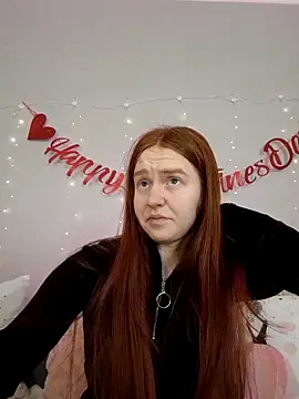 Evarey  online show from February 2026 05:03:02 AM