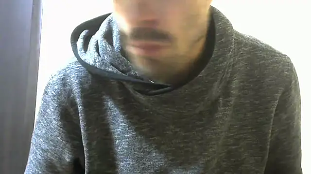 Snapshot of MakabulaAndrey chatting on October 2025 01:58:01 PM MakabulaAndrey online show from October 2025 01:58:01 PM