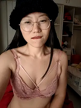 nini10052025 online show from November 2025 04:52:01 PM