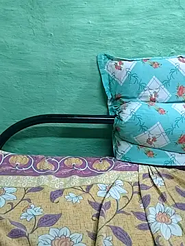 Snapshot of Queen_washna1 chatting on October 2025 08:32:01 PM Queen washna1 online show from October 2025 08:32:01 PM