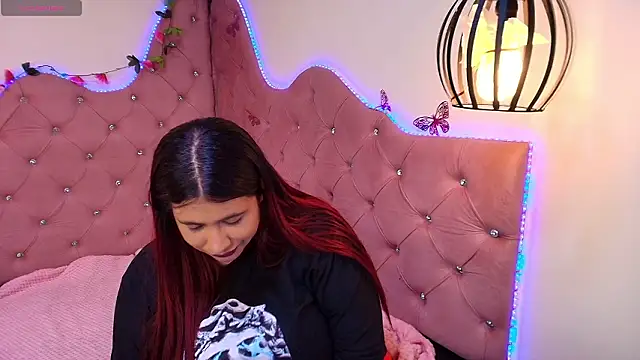 Addyy 02 online show from March 2026 07:42:01 PM