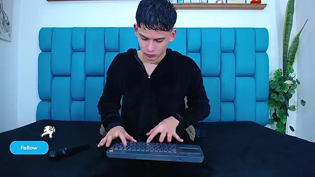 Brian hot online show from April 2026 12:51:02 PM