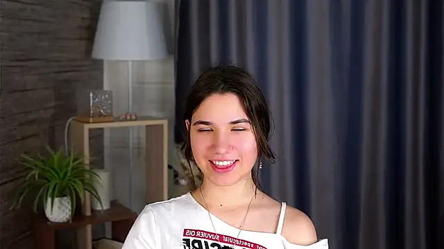 AmmieGerber online show from October 2025 01:28:01 AM