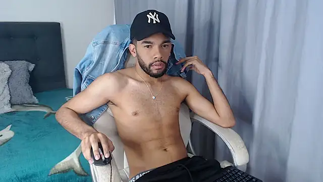 Snapshot of andresnoir_ chatting on October 2025 02:16:01 PM andresnoir online show from October 2025 02:16:01 PM