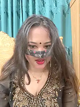 Beauty Queen Soniya online show from April 2026 07:03:02 PM