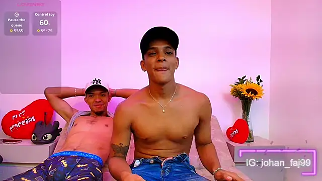 Snapshot of thomas_elg chatting on October 2025 04:23:02 AM thomas elg online show from October 2025 04:23:02 AM