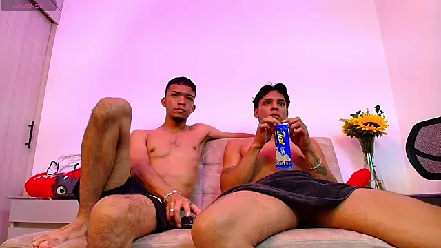 Snapshot of thomas_elg chatting on October 2025 04:57:02 AM thomas elg online show from October 2025 04:57:02 AM