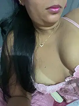 Snapshot of Brunamorenago chatting on May 2026 10:38:02 PM Brunamorenago online show from May 2026 10:38:02 PM