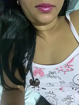 Snapshot of Brunamorenago chatting on May 2026 08:55:02 AM Brunamorenago online show from May 2026 08:55:02 AM