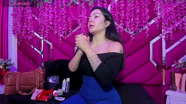 Gisell Squirt  online show from April 2026 01:11:01 PM