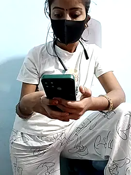 Snapshot of Payal_G chatting on November 2025 04:07:01 PM Payal G online show from November 2025 04:07:01 PM