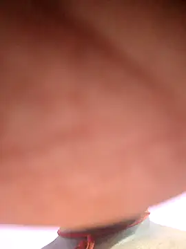 Snapshot of Y0ur_Slave chatting on October 2025 05:48:01 AM Y0ur Slave online show from October 2025 05:48:01 AM