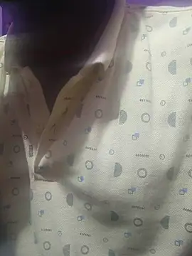 Snapshot of Y0ur_Slave chatting on November 2025 04:43:02 PM Y0ur Slave online show from November 2025 04:43:02 PM