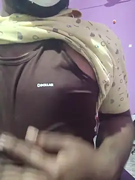 Snapshot of Y0ur_Slave chatting on January 2026 05:59:01 PM Y0ur Slave online show from January 2026 05:59:01 PM