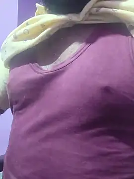 Snapshot of Y0ur_Slave chatting on January 2026 02:00:01 PM Y0ur Slave online show from January 2026 02:00:01 PM