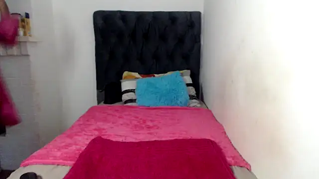 MissLola026 online show from January 2026 06:52:02 AM