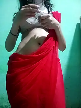 Snapshot of Hornyme18 chatting on October 2025 05:04:01 PM Hornyme18 online show from October 2025 05:04:01 PM