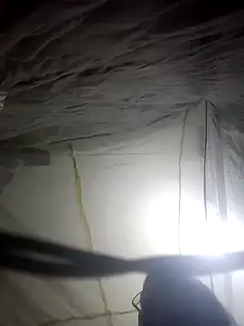 Snapshot of slavquin chatting on February 2026 12:25:01 PM slavquin online show from February 2026 12:25:01 PM