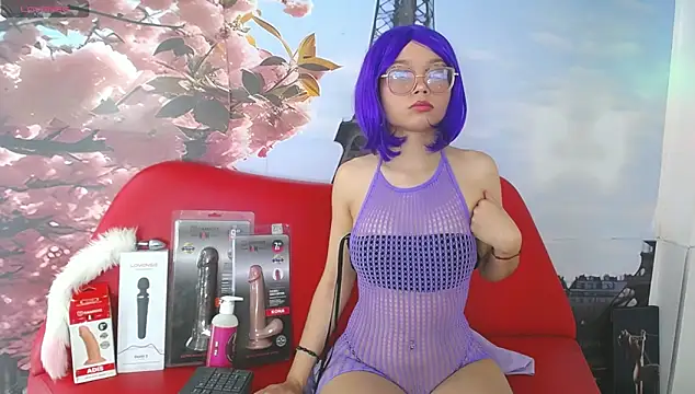 Snapshot of little_ellie_1 chatting on April 2026 07:59:01 PM little ellie 1 online show from April 2026 07:59:01 PM