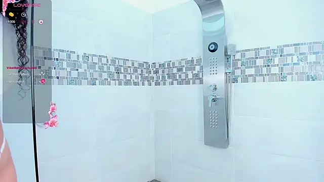 Snapshot of Pink_hell222 chatting on November 2025 01:50:02 AM Pink hell222 online show from November 2025 01:50:02 AM