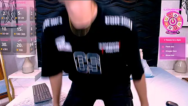 Snapshot of Alex_Millerss chatting on October 2025 08:30:02 PM Alex Millerss online show from October 2025 08:30:02 PM