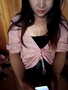 miemie-xx online show from October 2025 05:37:01 AM