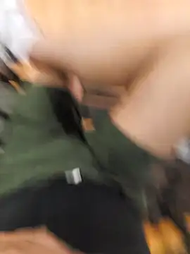 Merlin2310 online show from November 2025 11:57:02 PM