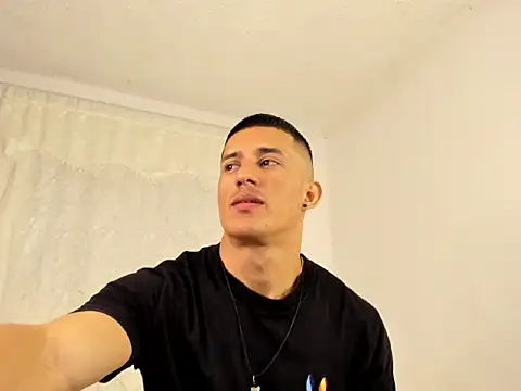 Muscle man07 online show from November 2025 10:55:02 PM