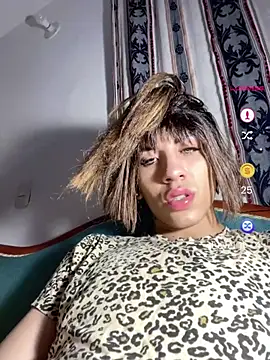 SiaraRealist online show from May 2026 11:43:02 PM
