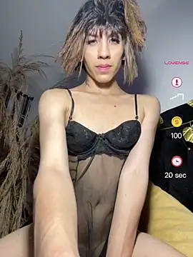 SiaraRealist online show from May 2026 01:22:01 AM
