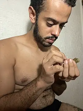 Snapshot of gabs011 chatting on April 2026 02:33:02 PM gabs011 online show from April 2026 02:33:02 PM