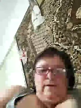 MilaCold5443 online show from May 2026 05:41:02 PM